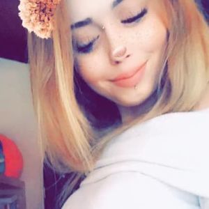 Meet your Posher, Noemi